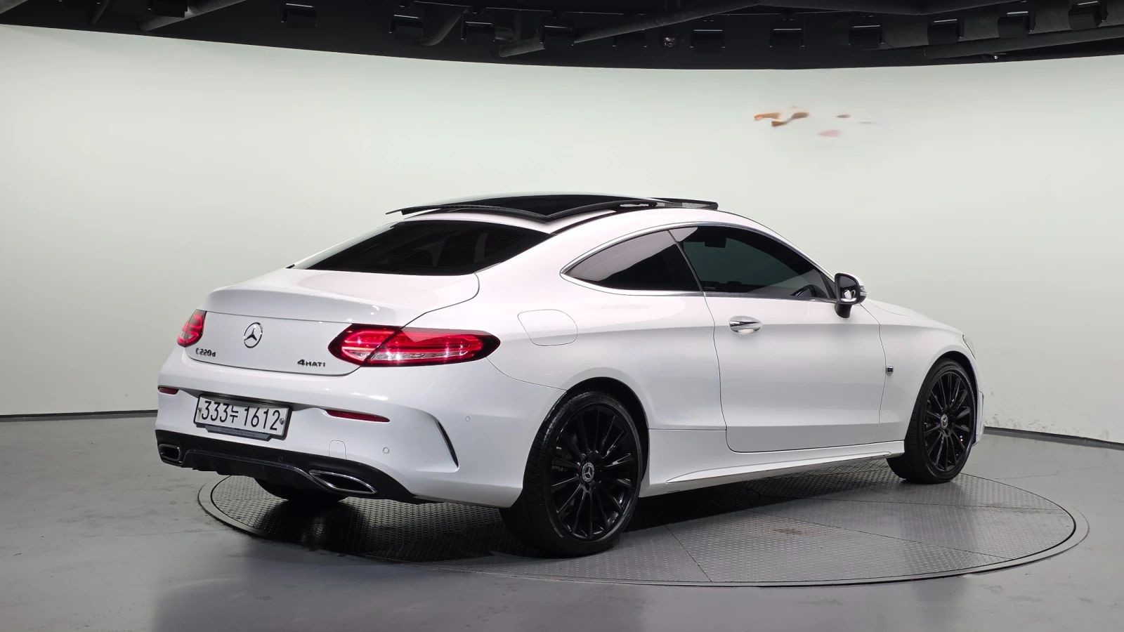 Mercedes-Benz C 220 Coupe 4Matic, снимка 2 - Автомобили и джипове - 56283371