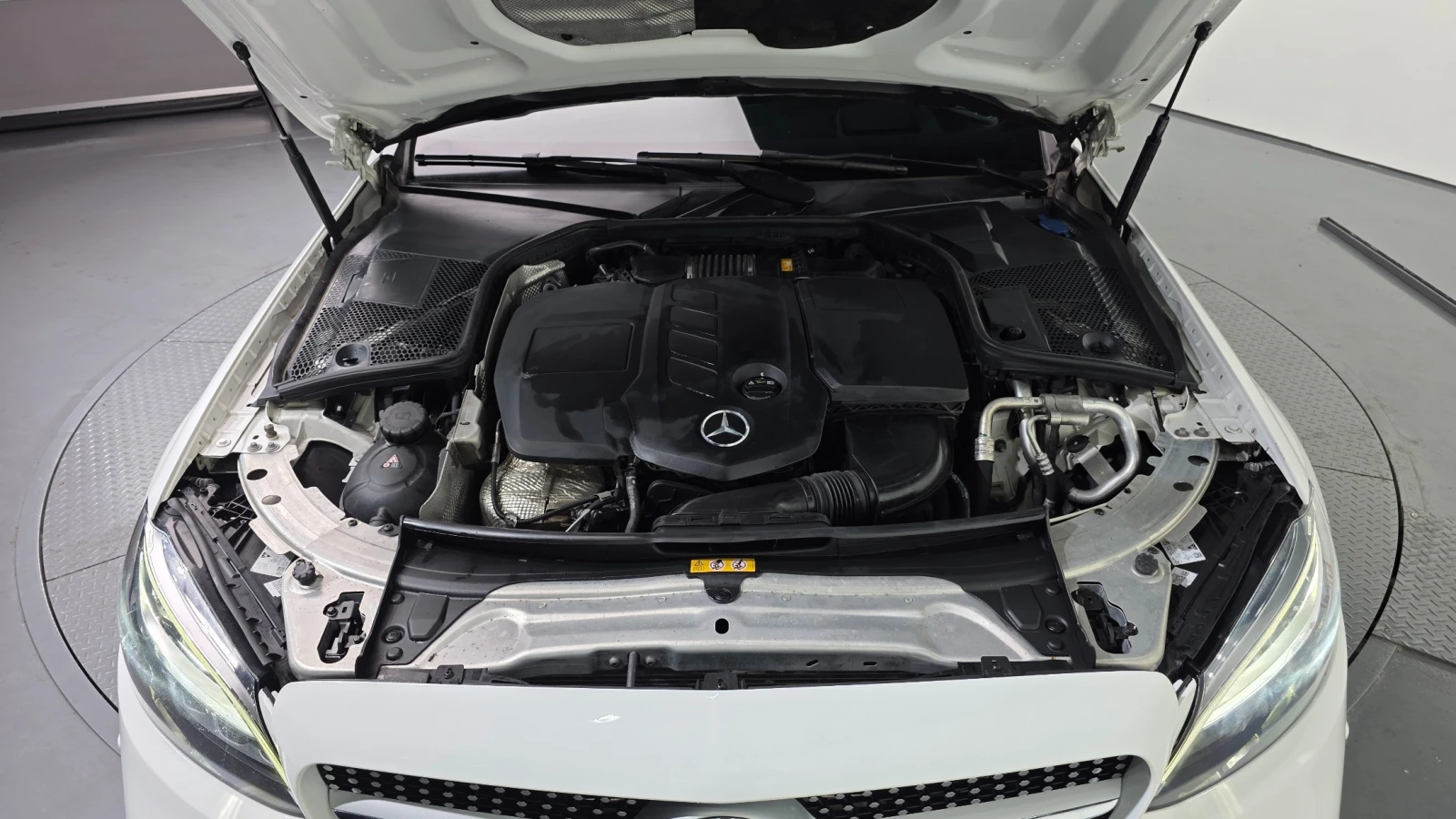 Mercedes-Benz C 220 Coupe 4Matic, снимка 5 - Автомобили и джипове - 56283371