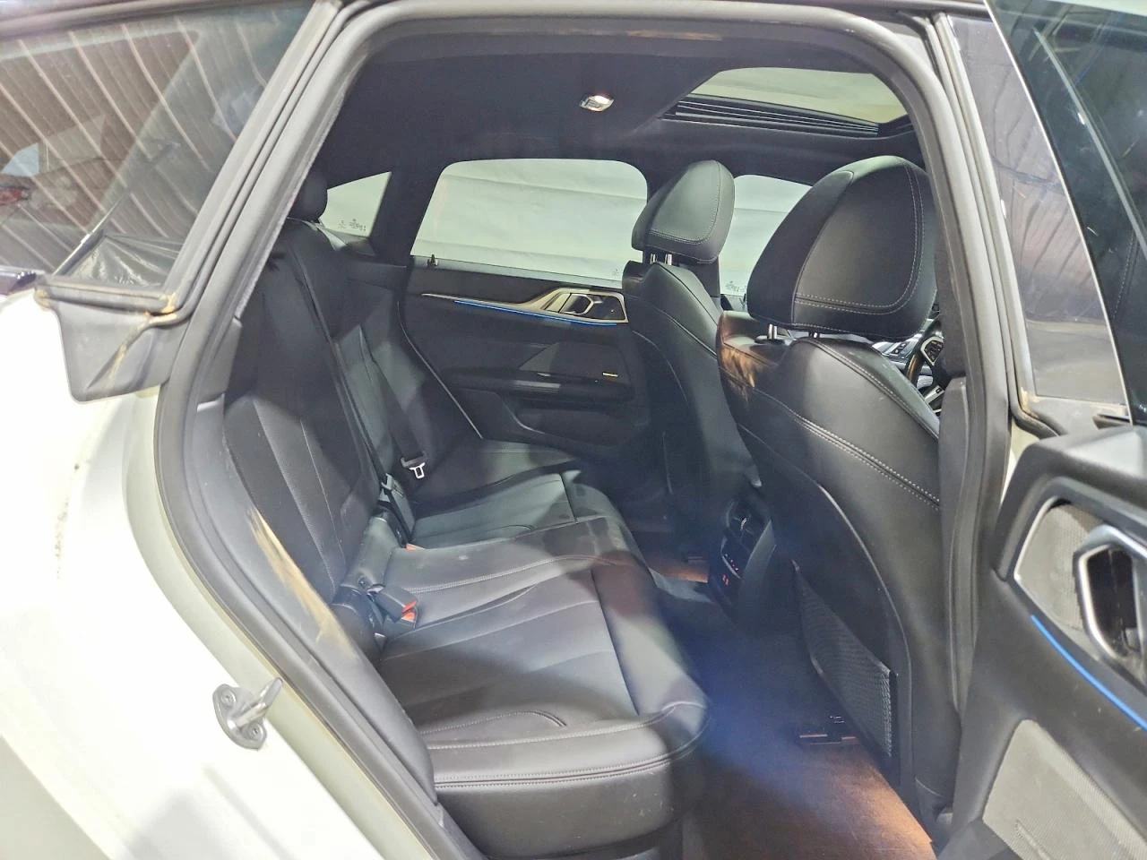 BMW i4 Edrive 40, снимка 10 - Автомобили и джипове - 56313368