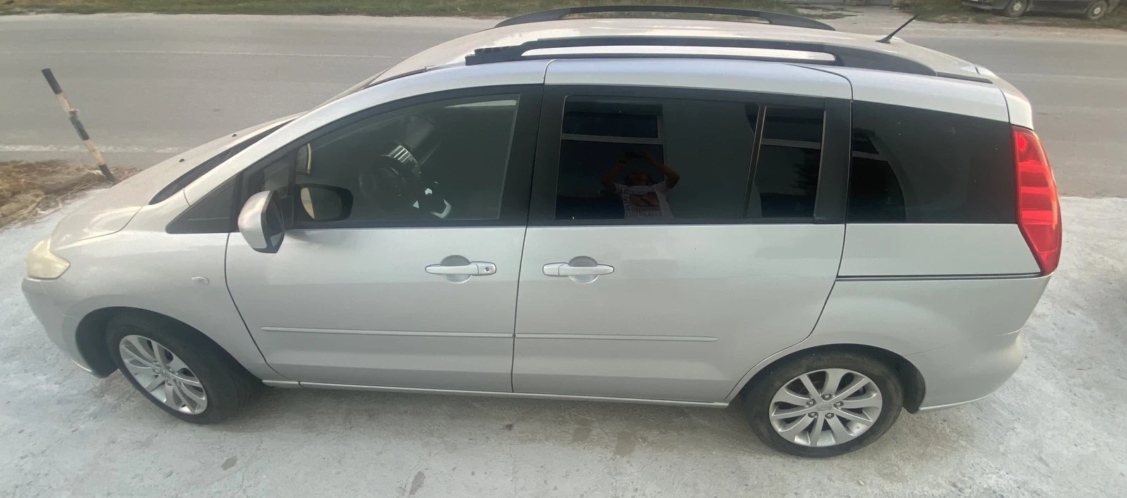 Mazda 5, снимка 6 - Автомобили и джипове - 56686353