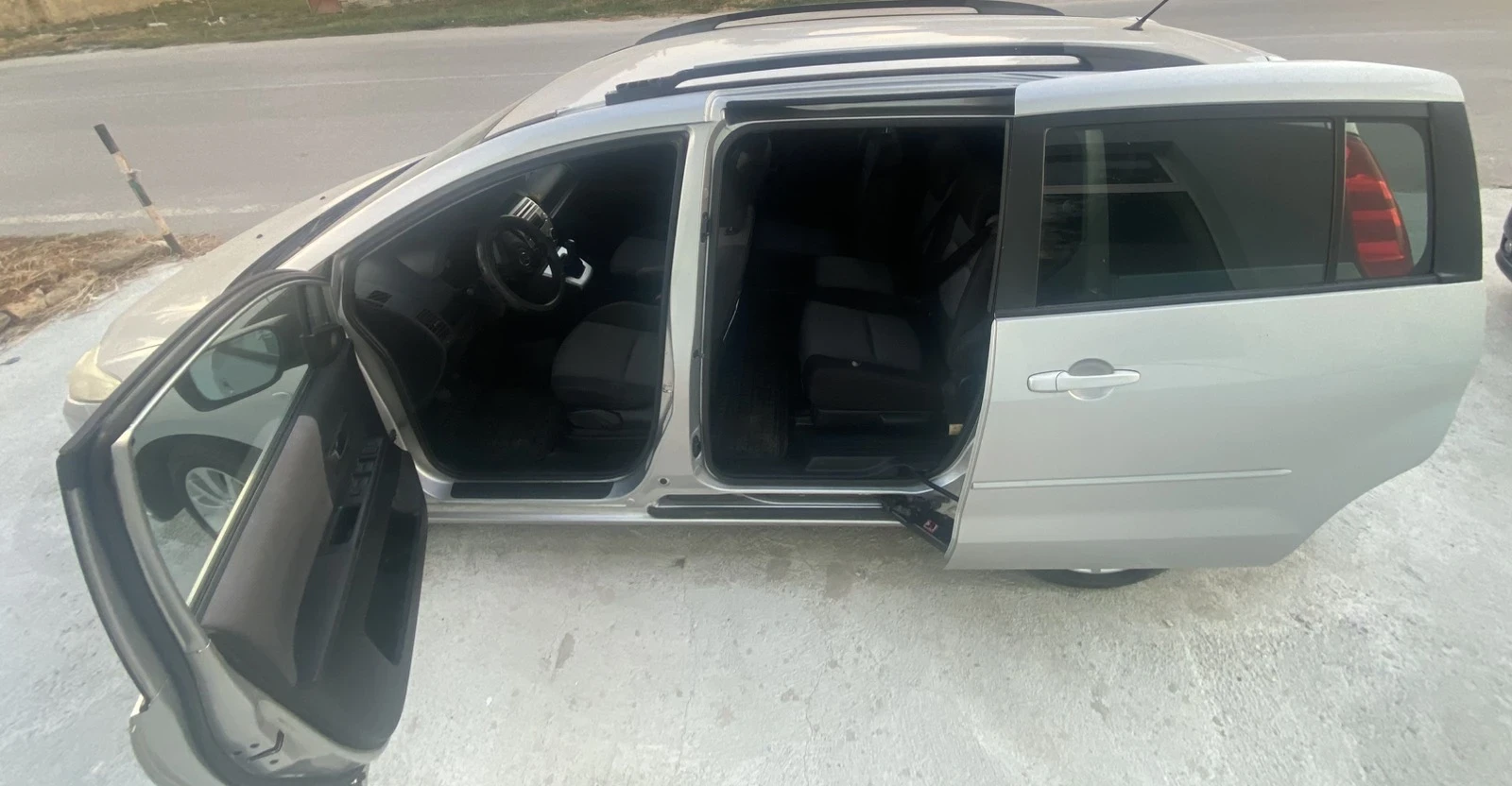 Mazda 5