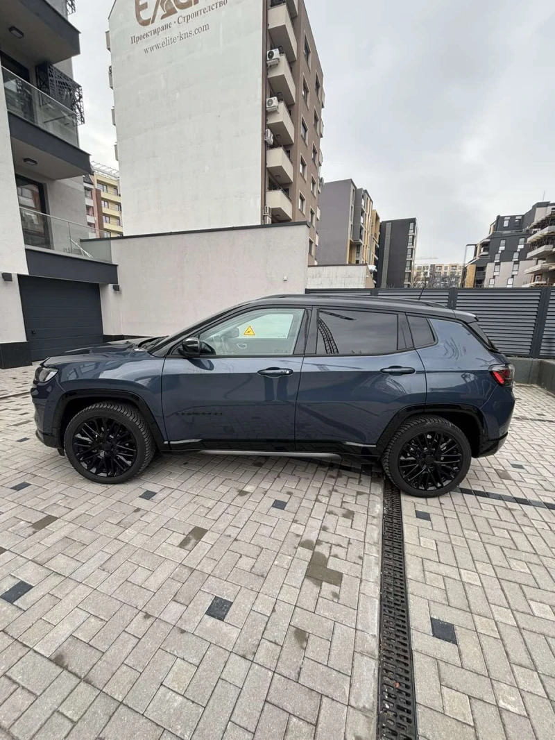 Jeep Compass SUMMIT 1.5 e-Hybrid 48V 130 hp 7-DCT, снимка 5 - Автомобили и джипове - 48258879