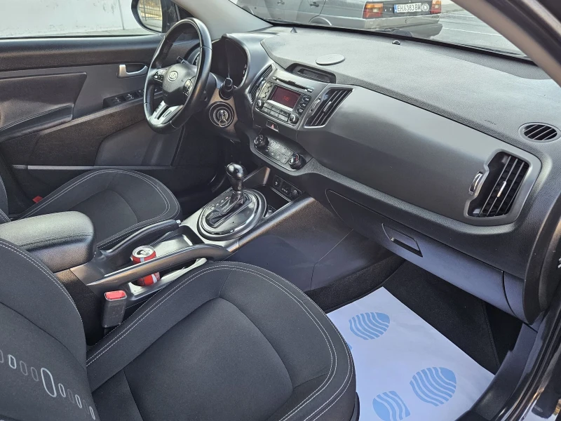 Kia Sportage 2.0 - 163 к.с. АВТОМАТИК 4х4, снимка 10 - Автомобили и джипове - 50890065