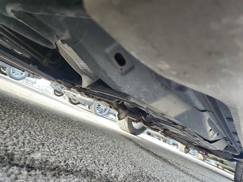 Jeep Grand cherokee SRT 6.4* Обдух* Distronic* Пано* Подгрев* H&K, снимка 17 - Автомобили и джипове - 52552188