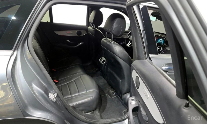 Mercedes-Benz GLC 220, снимка 12 - Автомобили и джипове - 52992626