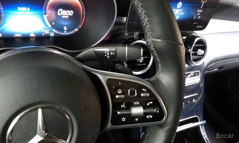 Mercedes-Benz GLC 220, снимка 9 - Автомобили и джипове - 52992626