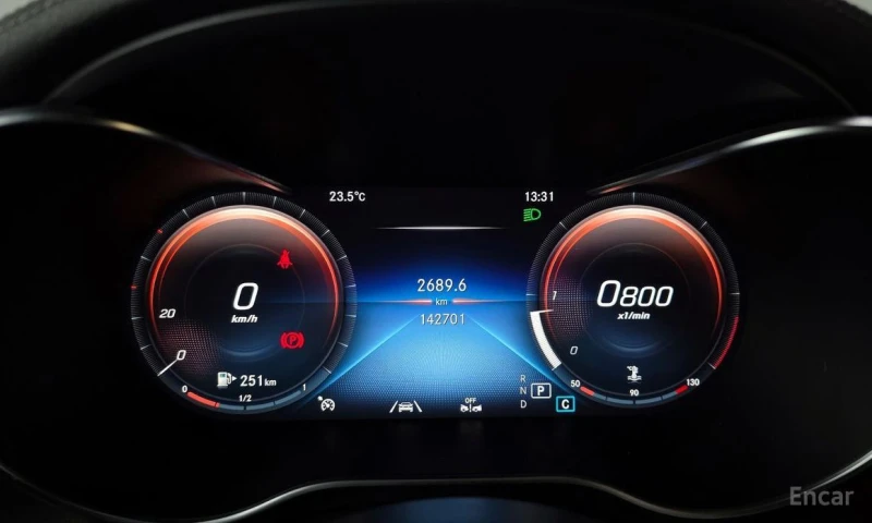 Mercedes-Benz GLC 220, снимка 8 - Автомобили и джипове - 52992626