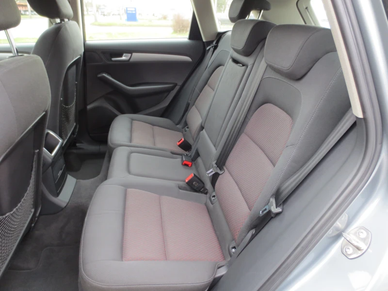 Audi Q5 2.0 TDI QUATTRO, снимка 12 - Автомобили и джипове - 53231948