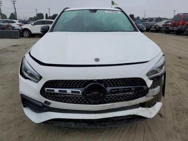 Mercedes-Benz GLA 250 4MATIC FULL DIGITAL* м.точка* подгрев* обдухване* , снимка 5 - Автомобили и джипове - 48476517