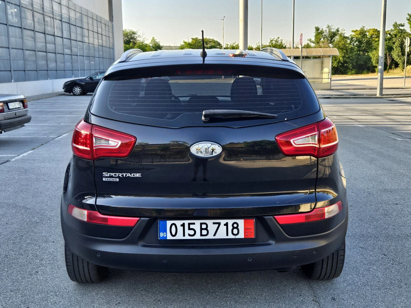 Kia Sportage 2.0 - 163 к.с. АВТОМАТИК 4х4 - изображение 4