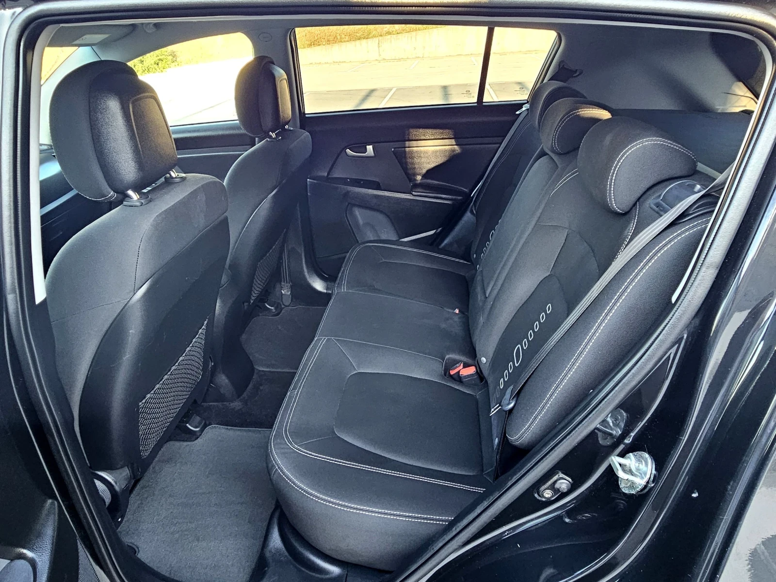 Kia Sportage 2.0 - 163 ..  44 | Mobile.bg   12