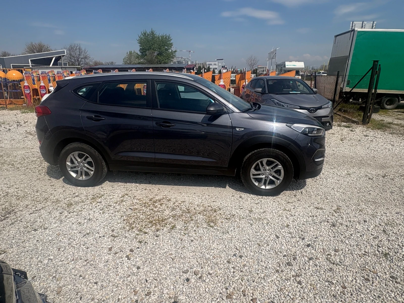 Hyundai Tucson, снимка 4 - Автомобили и джипове - 54254817