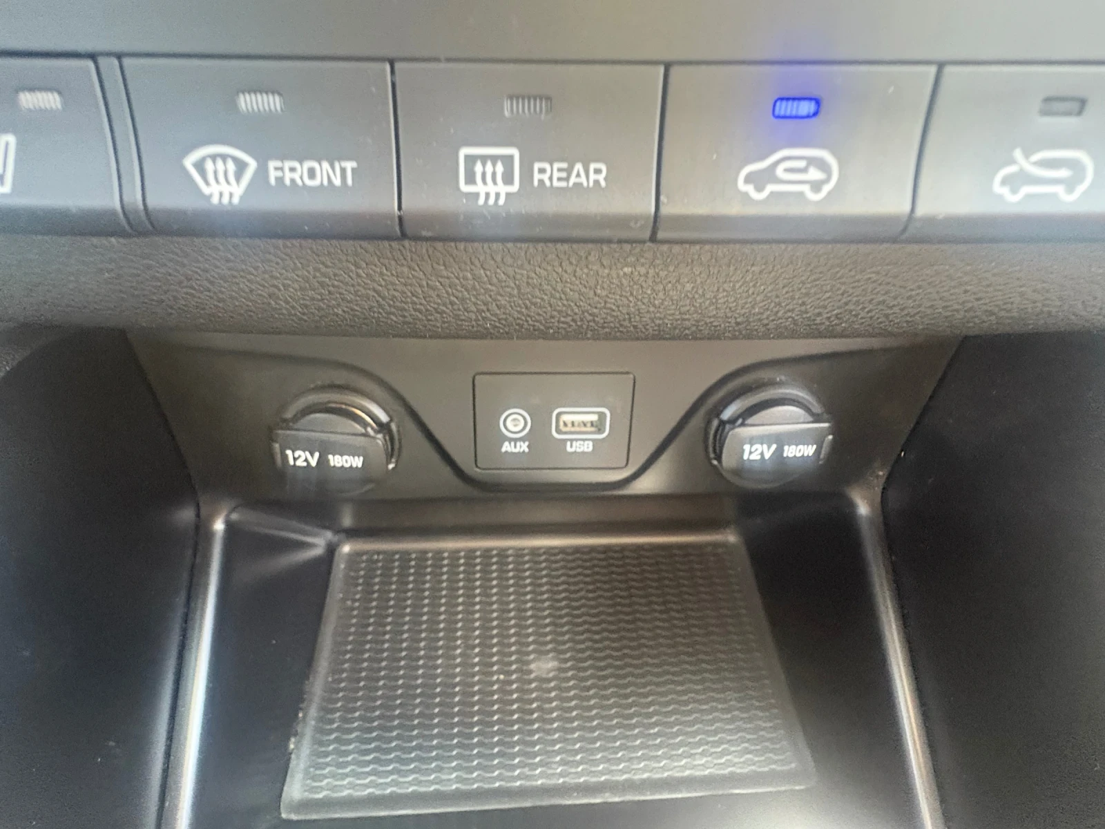 Hyundai Tucson, снимка 15 - Автомобили и джипове - 54254817