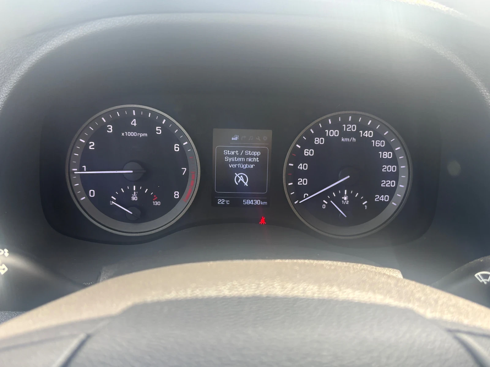 Hyundai Tucson, снимка 10 - Автомобили и джипове - 54254817