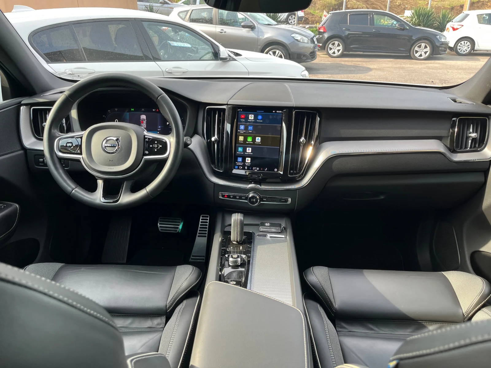 Volvo XC60 2.0D-B4+ AWD+ HYBRID+ FACELIFT, снимка 9 - Автомобили и джипове - 54837742