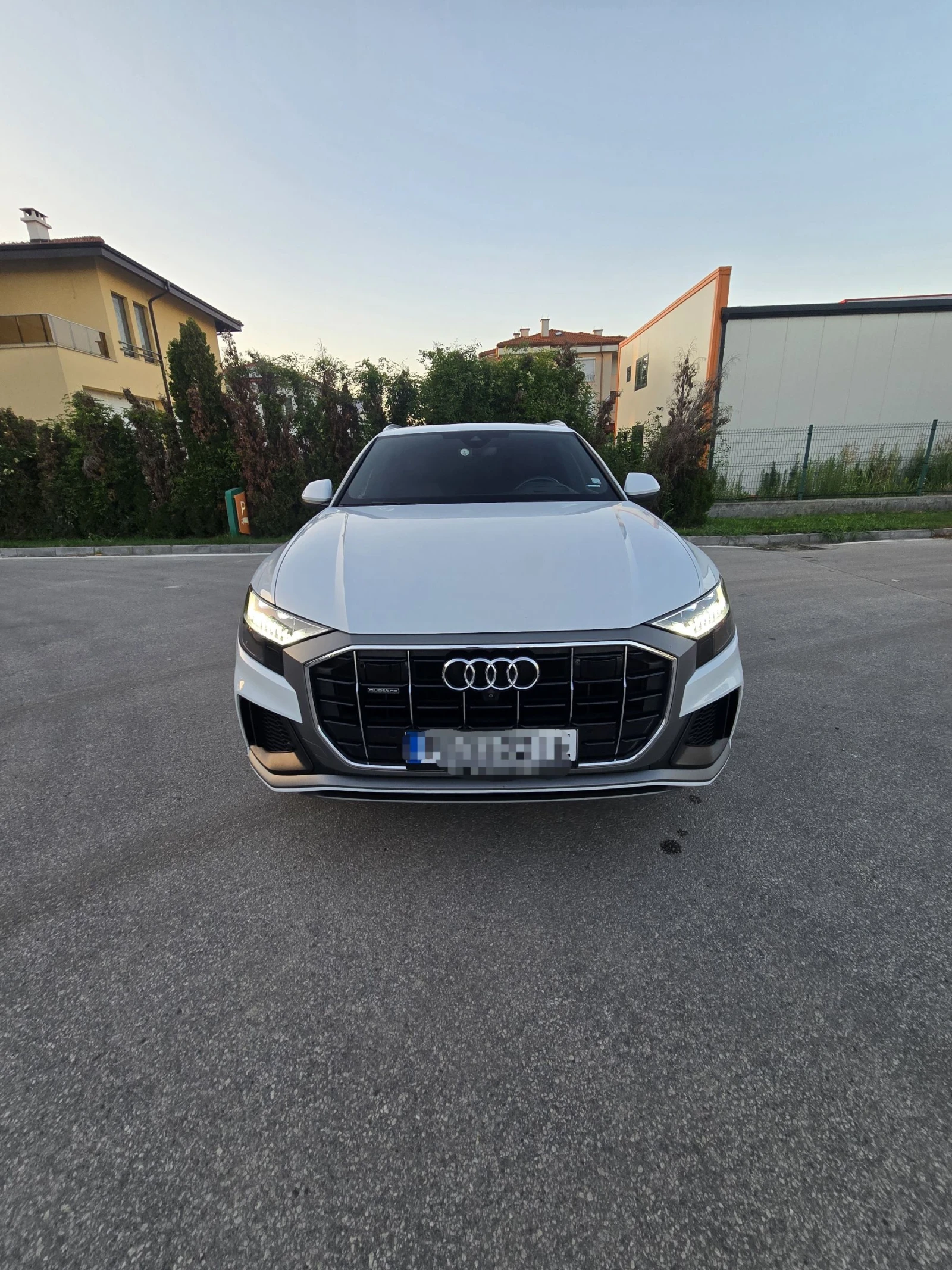 Audi Q8 55 TFSI quattro 340 к.с, снимка 2 - Автомобили и джипове - 55093785