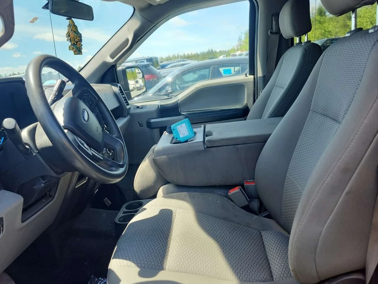 Ford F150 * XLT CREW CAB SHORT BED * CARFAX * 2.7 ECOBOOST, снимка 5 - Автомобили и джипове - 55393368