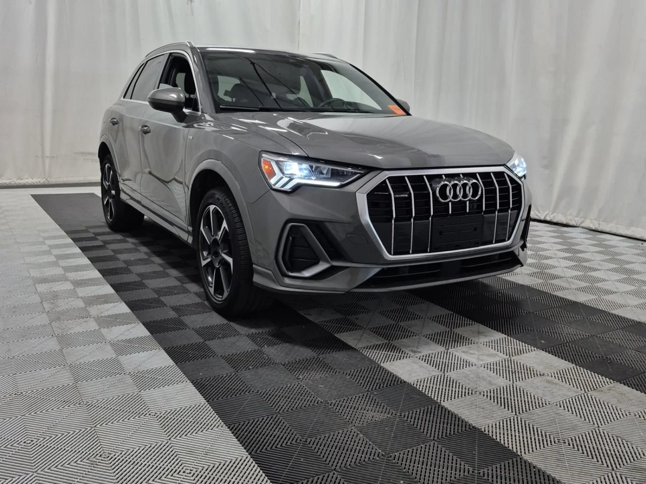 Audi Q3 Progresiv* Панорама, снимка 2 - Автомобили и джипове - 55941428