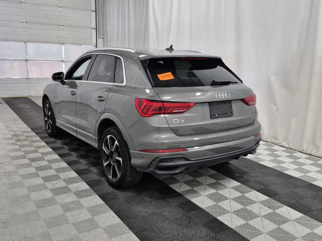 Audi Q3 Progresiv* Панорама, снимка 3 - Автомобили и джипове - 55941428