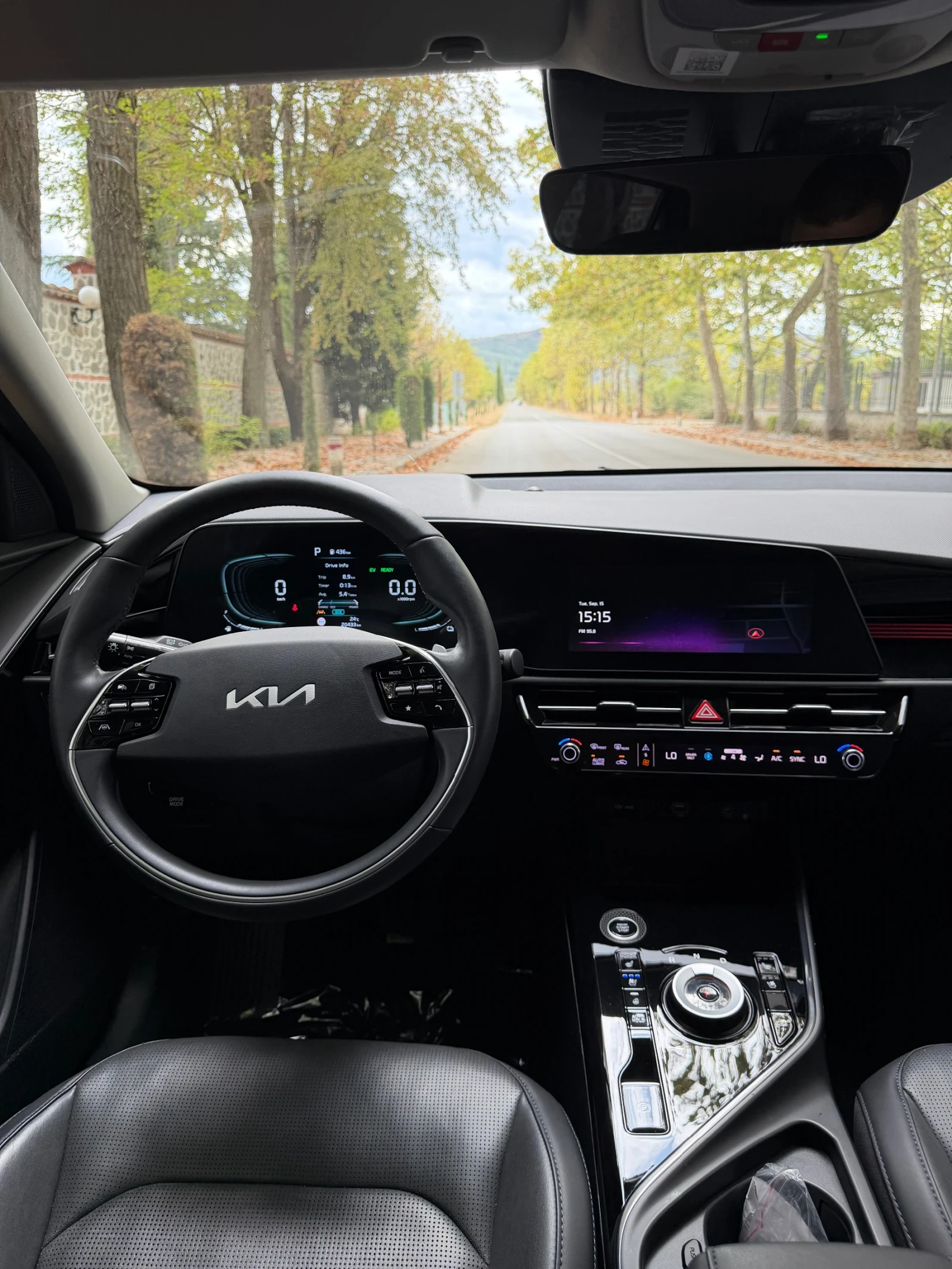 Kia Niro Hybrid/20.300km/, снимка 12 - Автомобили и джипове - 56160792