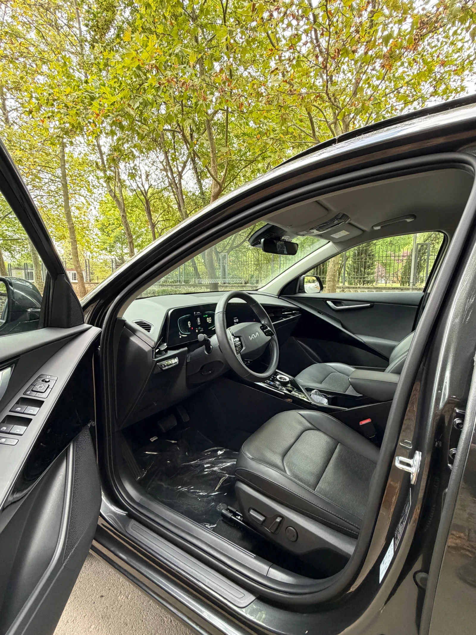 Kia Niro Hybrid/20.300km/, снимка 8 - Автомобили и джипове - 56160792