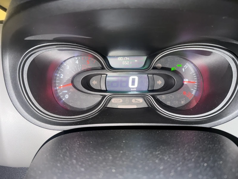 Renault Trafic 1.6BlueDCi 125k.c. L2H1, снимка 16 - Бусове и автобуси - 52887782