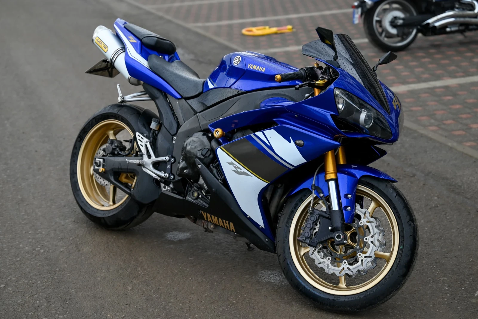 Yamaha YZF-R1  - изображение 10