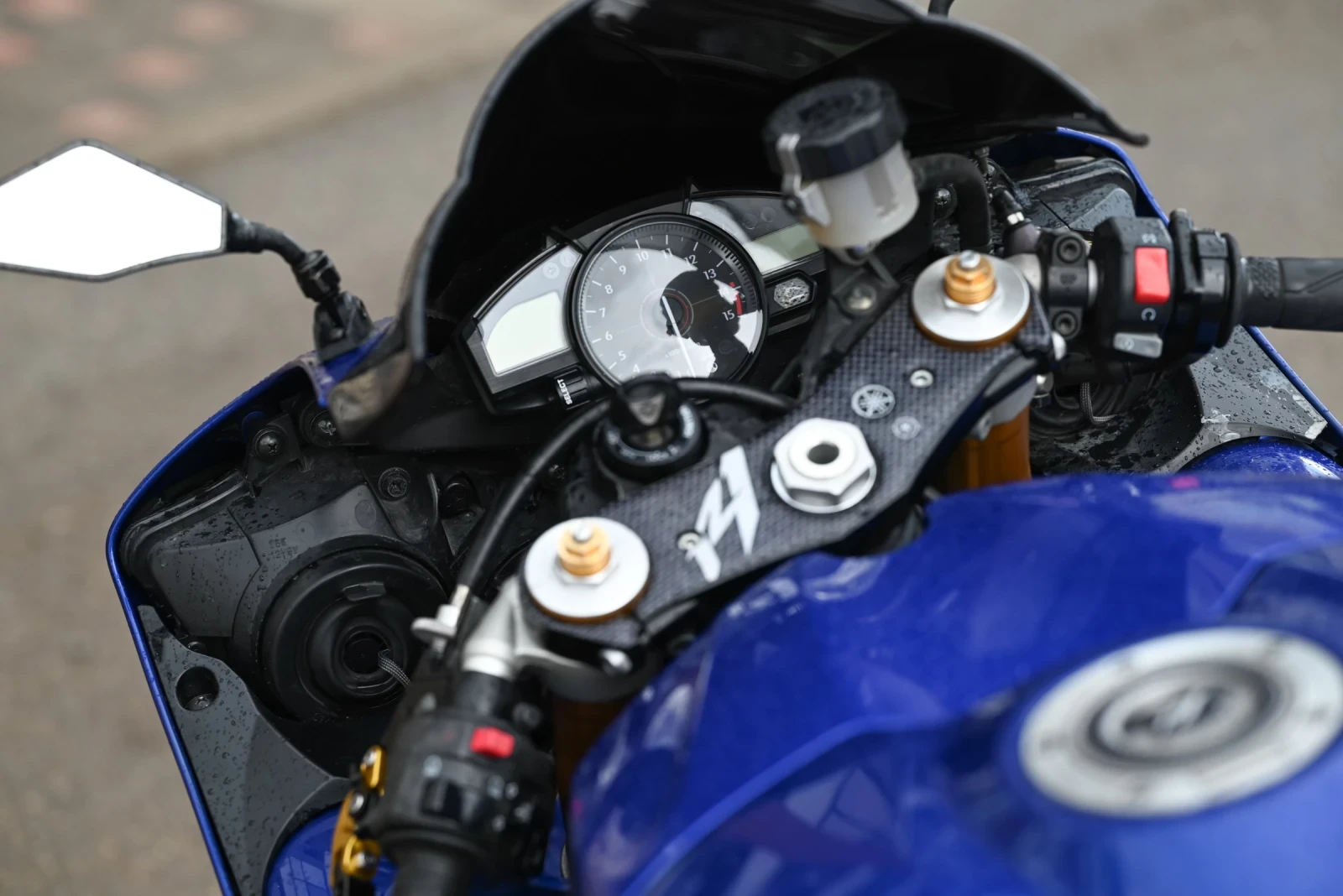 Yamaha YZF-R1  - изображение 9