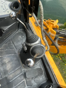 Обява за продажба на Багер JCB 3СХ ~Цена по договаряне - изображение 3