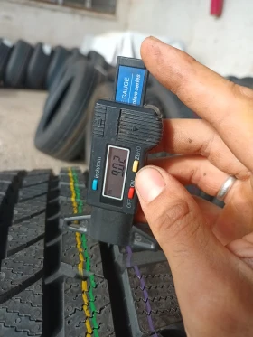 Гуми Зимни 235/55R18, снимка 5