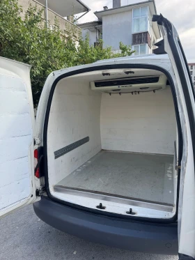 VW Caddy     Хладилен агрегат на покрива, снимка 2