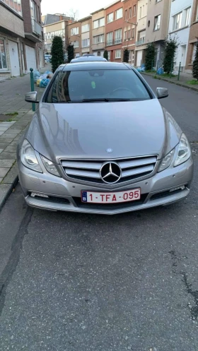 Mercedes-Benz E 220, снимка 11