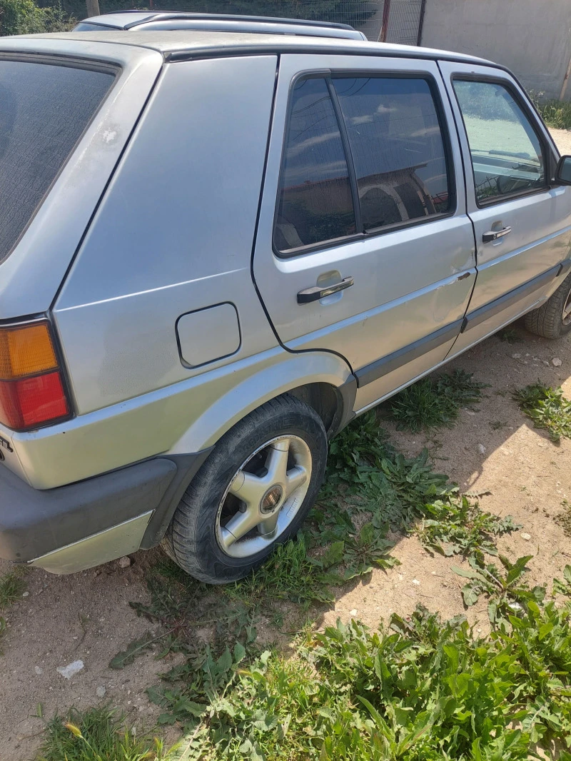 VW Golf, снимка 5 - Автомобили и джипове - 46879325