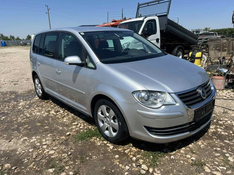 VW Touran 1, 4/АВТОМАТ/, снимка 9 - Автомобили и джипове - 46416945