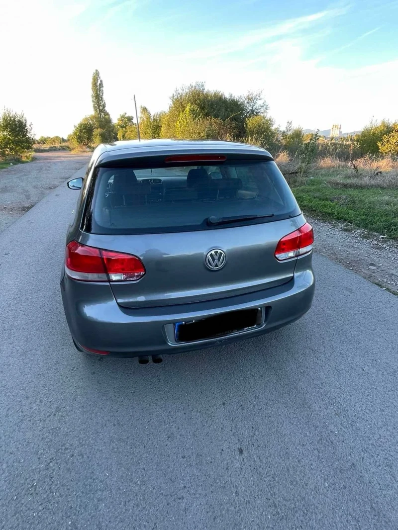 VW Golf 2.0 TDI, снимка 6 - Автомобили и джипове - 47427327