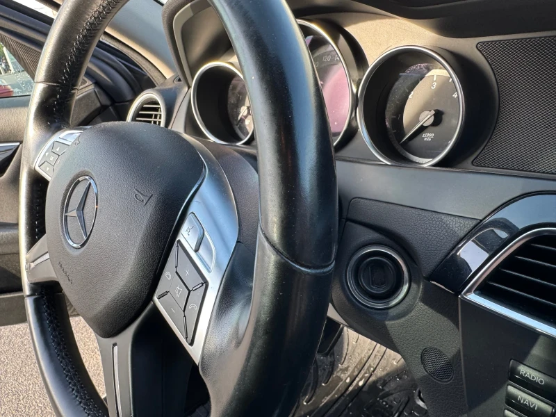 Mercedes-Benz C 220 7 gtronic, снимка 14 - Автомобили и джипове - 47476001