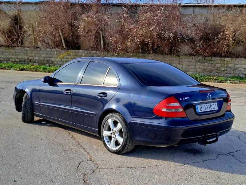 Mercedes-Benz E 200 газов инжекцион , снимка 4 - Автомобили и джипове - 48300861