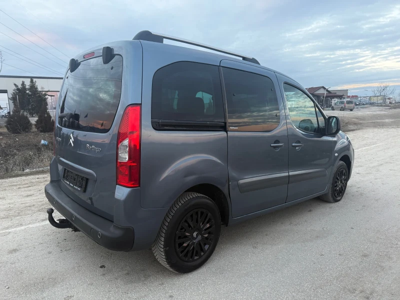 Citroen Berlingo 1.6 HDi PANO/PODGREV/TOP/FULL/, снимка 5 - Автомобили и джипове - 48801424