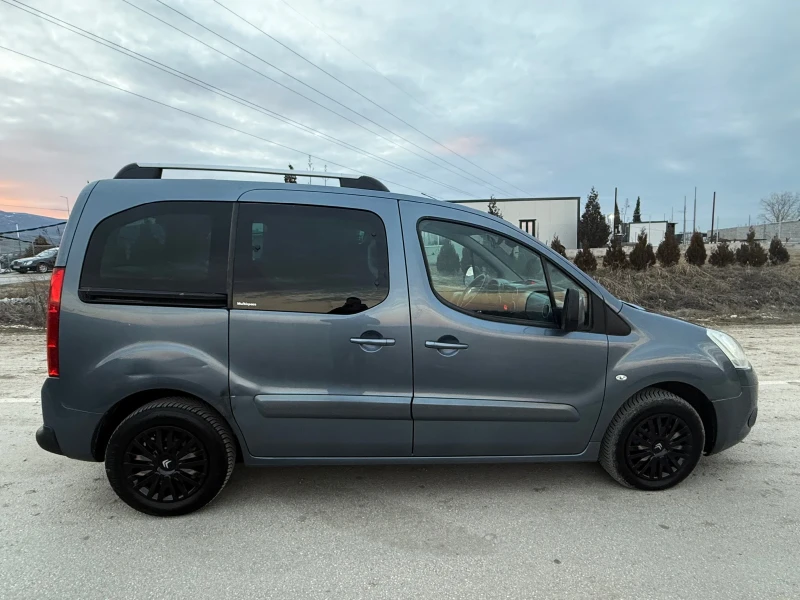 Citroen Berlingo 1.6 HDi PANO/PODGREV/TOP/FULL/, снимка 6 - Автомобили и джипове - 48801424