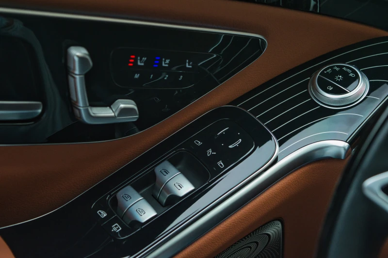 Mercedes-Benz S 580 AMG Long 4Matic, снимка 13 - Автомобили и джипове - 52480296