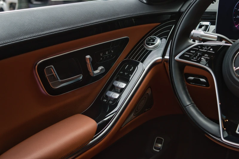 Mercedes-Benz S 580 AMG Long 4Matic, снимка 12 - Автомобили и джипове - 52480296