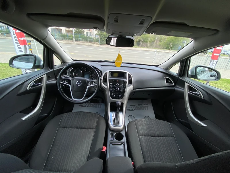 Opel Astra 2.0CDTi/ABTOMAT/РЕГИСТРИРАН, снимка 10 - Автомобили и джипове - 50892674