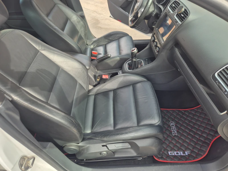 VW Golf GTI, снимка 7 - Автомобили и джипове - 51681357
