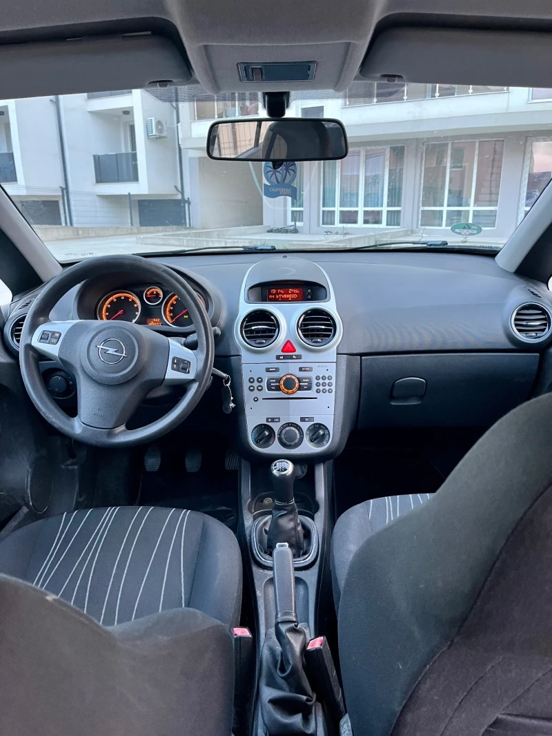Opel Corsa 1.2, снимка 7 - Автомобили и джипове - 51713923