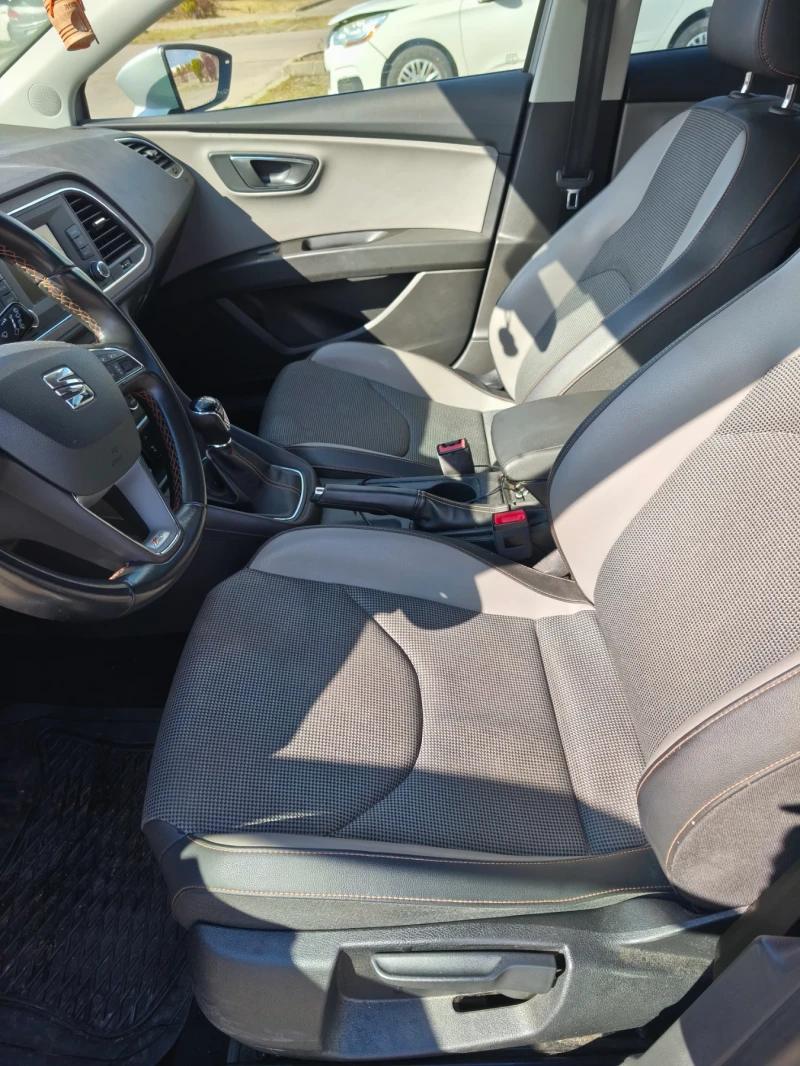 Seat Leon Xperience 4x4, снимка 8 - Автомобили и джипове - 52173277