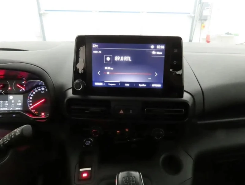 Opel Combo Life, снимка 2 - Автомобили и джипове - 52354264