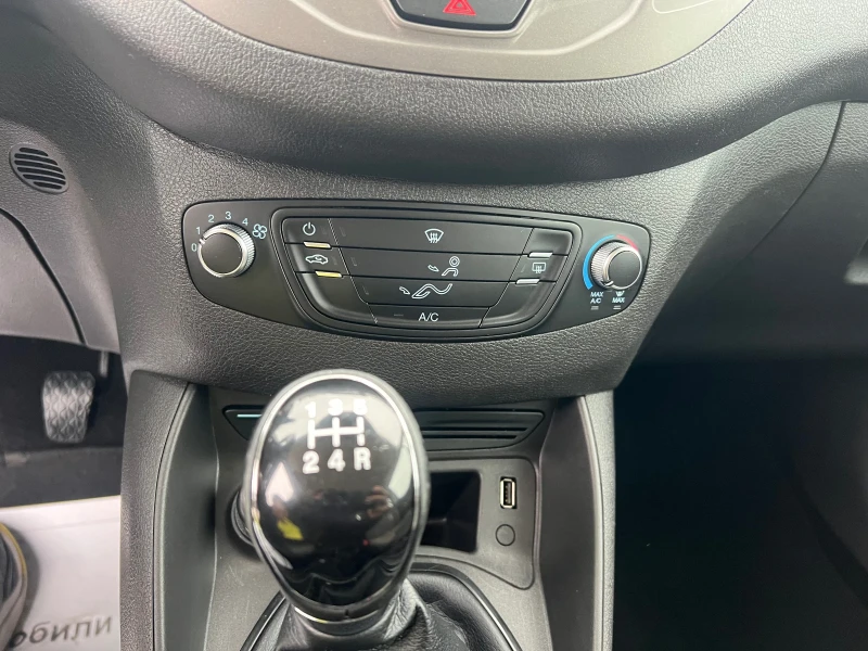 Ford Courier 1.5tdci-Klima-EURO6, снимка 15 - Автомобили и джипове - 52653400