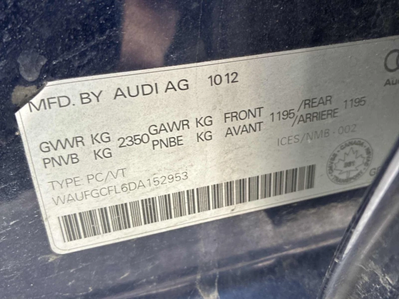 Audi S4 * АВТО КРЕДИТ* ЦЕНА ДО БГ * СЕРВИЗНА ИСТОРИЯ * , снимка 15 - Автомобили и джипове - 52694684