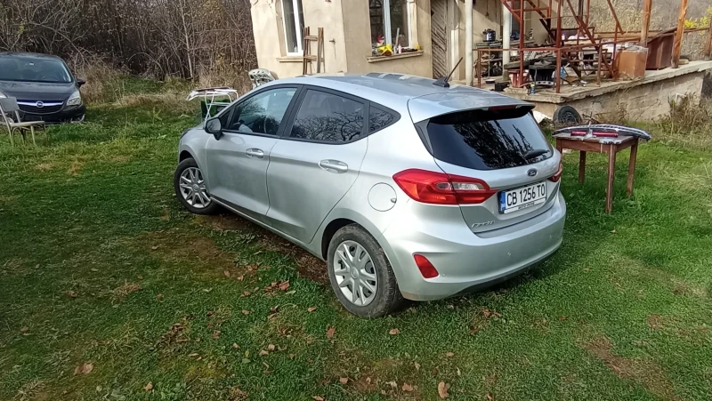 Ford Fiesta, снимка 2 - Автомобили и джипове - 52792778