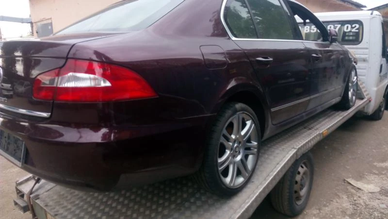 Skoda Superb 2000 D, снимка 3 - Автомобили и джипове - 48449015